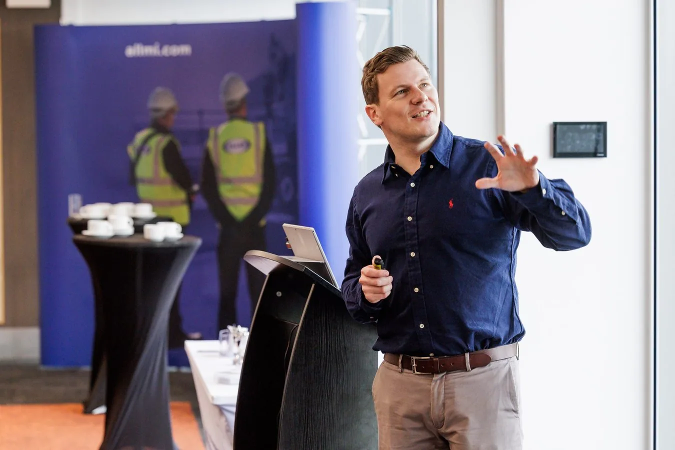 Matthew Blakemore delivering an AI briefing