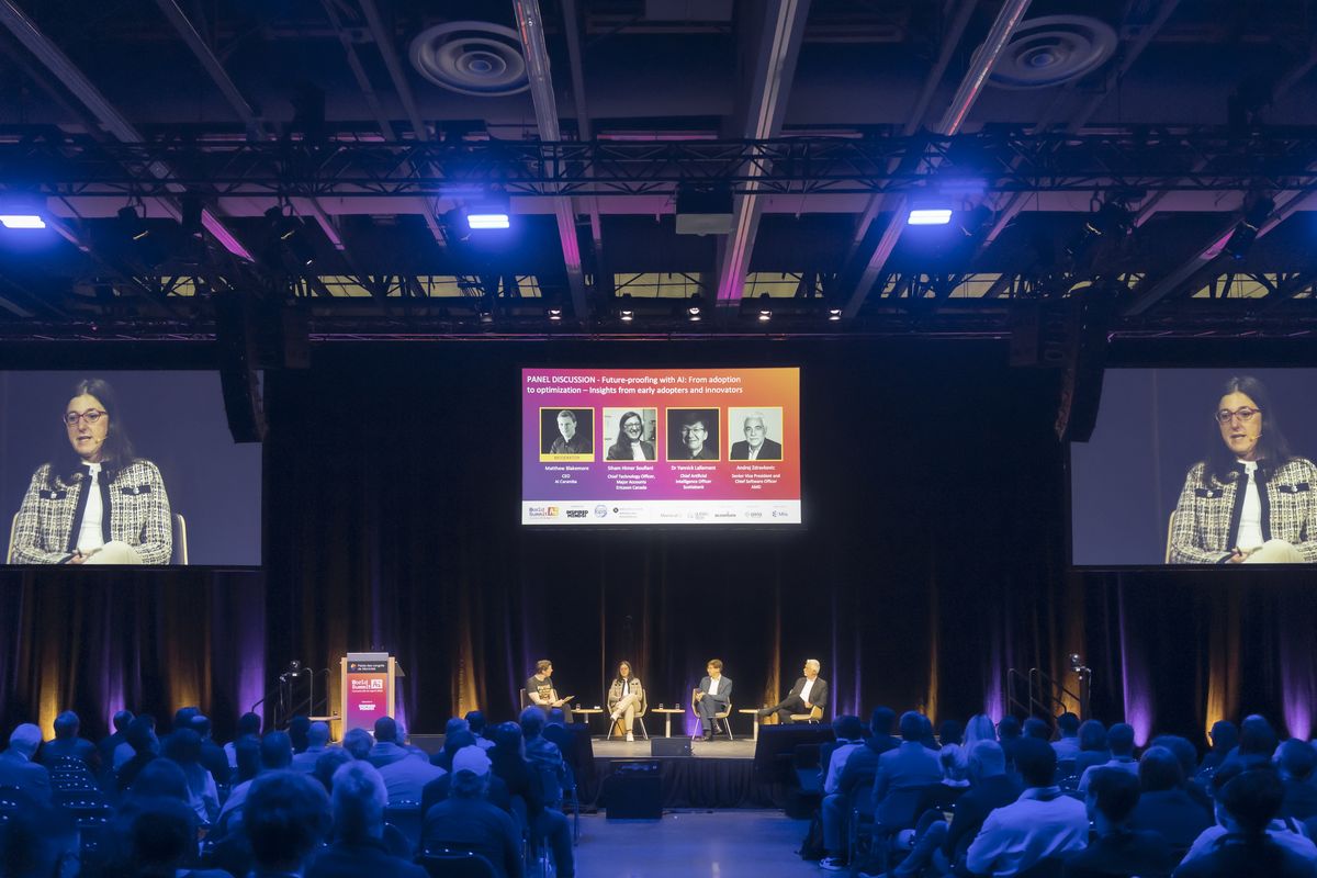 Matthew Blakemore moderating a panel at World Summit AI Americas